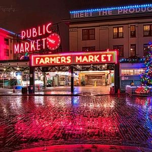 Meet your Posher, Debi